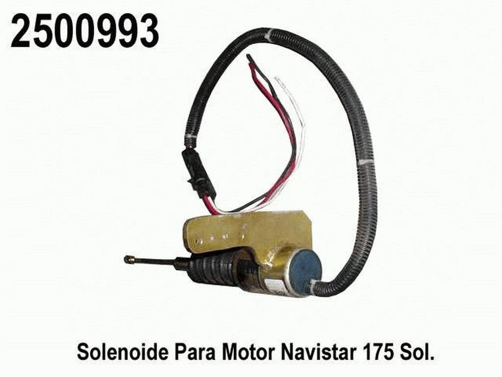 2500993_03.jpg