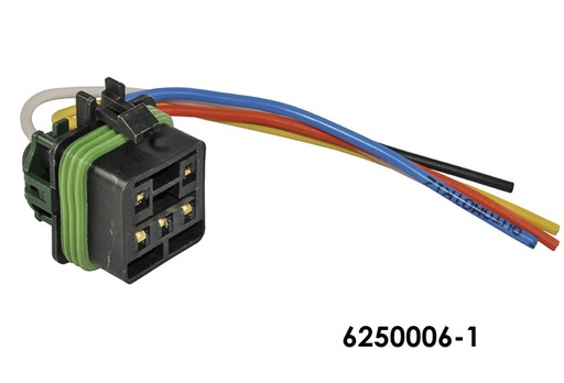 [6250006-1] ENCHUFE O CONECTOR ARNES  RELAY 5 TERMINALES DELGADAS  AMD51